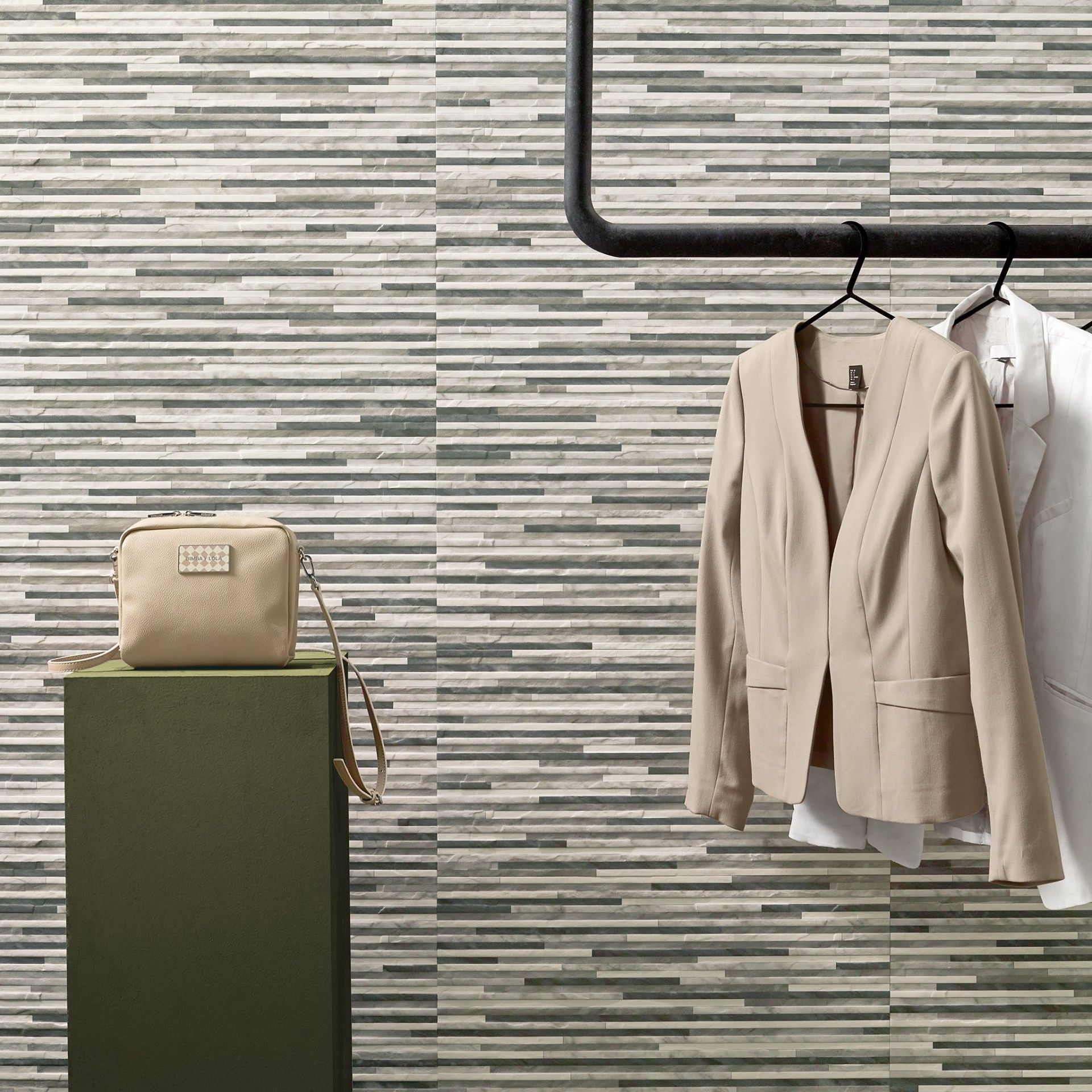 TRAFFIC MIX 30X60 REVIGRES - Imagem 3